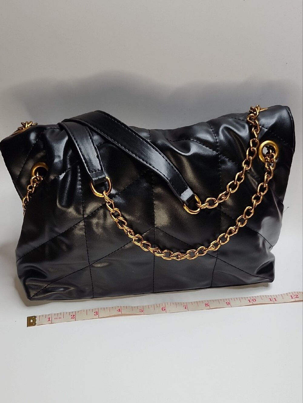 Kaisaqi Black Quilted Shoulder Bag - Picture 3 of 8